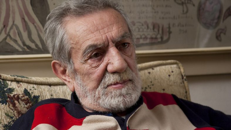 Aydemir Akbaş'ın Eğlenceli ve Başarılı Sanat Kariyeri