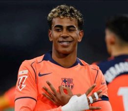 Futbol tarihinin en büyük teklifi kapıda: Yamal için 300 milyon euro gözden çıkarıldı