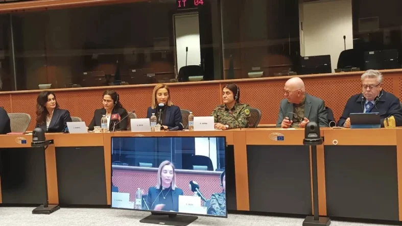 ilham-ahmedden-apye-oneri-sahada-komisyon-kurulsun-xzex