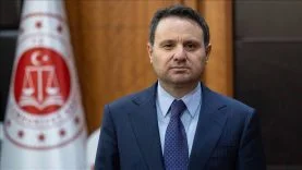 adalet-bakani-gurlek-in-aciklamalarina-80-barodan-ortak-tepki-savunma-hakkina-dokunulmamali