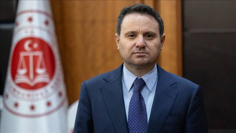 adalet-bakani-gurlek-in-aciklamalarina-80-barodan-ortak-tepki-savunma-hakkina-dokunulmamali