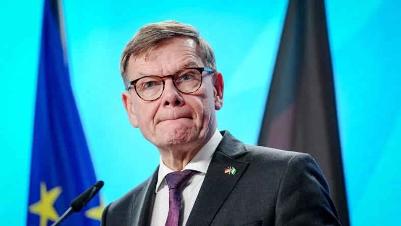 e8963c7c-ca96-48f4-87a9-104b29f84f64